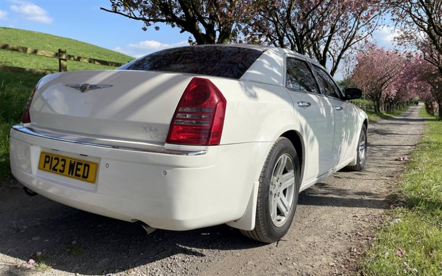 Chrysler 300c Baby Bentley Wedding Car